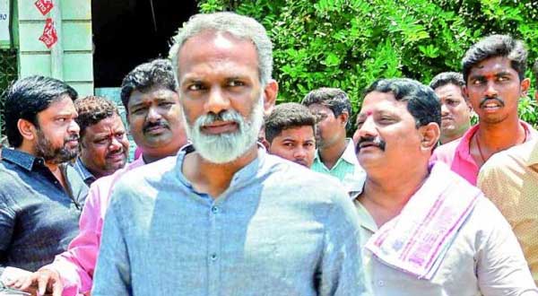 వంగవీటి రంగా విగ్రహావిష్కరణ కార్యక్రమంలో వంగవీటి రాధా