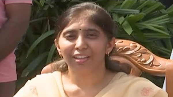 ys vivekananda reddys daughter suneetha wrote loksabha speaker against ys avinash reddy ys vivekananda reddys daughter suneetha wrote loksabha speaker against ys avinash reddy