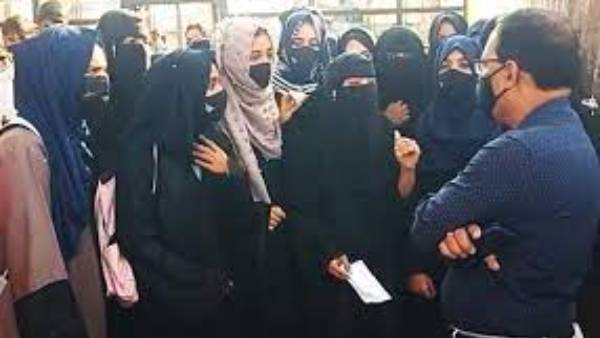  గొడవలతో రచ్చరచ్చ