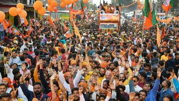 ఎన్నికల ఫలితాల తర్వాత వారంతా రాష్ట్రం బయటకే: యోగి జోస్యం