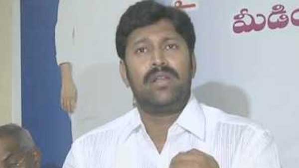 వివేకాను అవినాష్ హత్య చేయించారా? వివేకాను అవినాష్ హత్య చేయించారా?