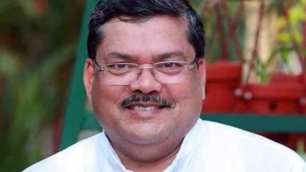 కాంగ్రెస్ పార్టీ అధ్యక్షుడిగా ముకుల్ వాస్నిక్: జీ23 నేతలు 