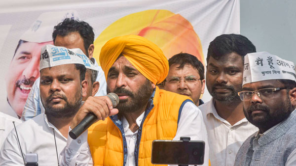 ప్రభుత్వ కార్యాలయాల్లో సీఎం ఫోటో ఉండదన్న భగవంత్ మాన్ ప్రభుత్వ కార్యాలయాల్లో సీఎం ఫోటో ఉండదన్న భగవంత్ మాన్