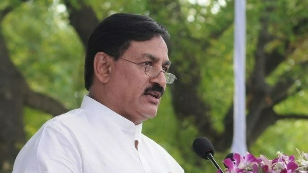 సీఎం రేసులో సోలంకీ ?