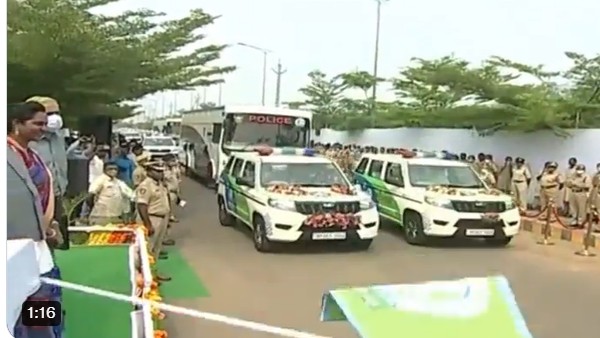 గ్రామ, వార్డు సచివాలయాల్లో.. 