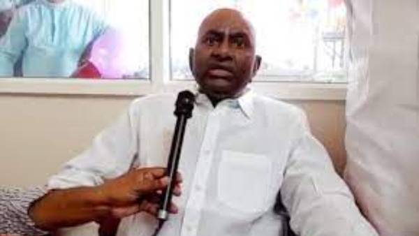  పెద్దల హస్తం..