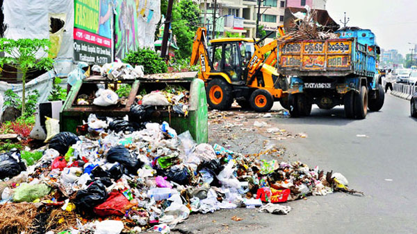 ఆస్తుల జప్తుపై విమర్శల వెల్లువ