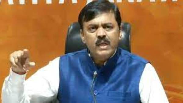 అబద్ధాలంటూ.. వైసీపీ సర్కారుకు జీవీఎల్ సవాల్ అబద్ధాలంటూ.. వైసీపీ సర్కారుకు జీవీఎల్ సవాల్