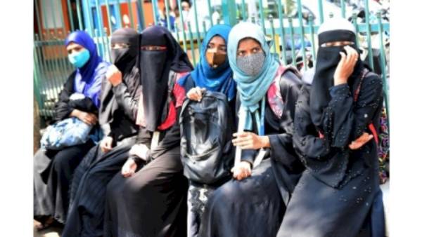 మహిళా స్వేచ్ఛను హరించినట్టు..