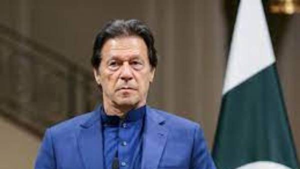 భారత్ పై ఇమ్రాన్ ఖాన్ ప్రశంసలు భారత్ పై ఇమ్రాన్ ఖాన్ ప్రశంసలు