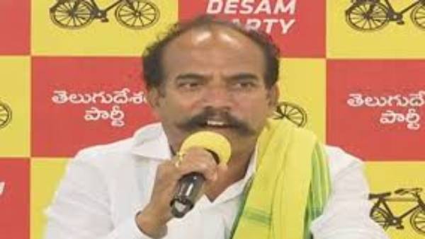  గౌతమ్ సవాంగ్ పేరు కూడా ఎఫ్ఐఆర్ లో చేర్చాలి