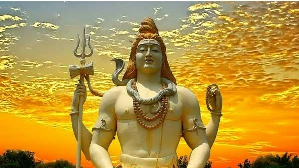 శీర్షాసనంలో శివుడు