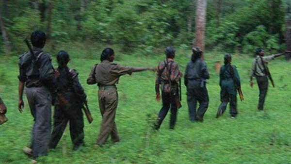  పార్టీ పదవికి రాజీనామా చేసి మన్యం విడిచిపోవాలని హెచ్చరికలు