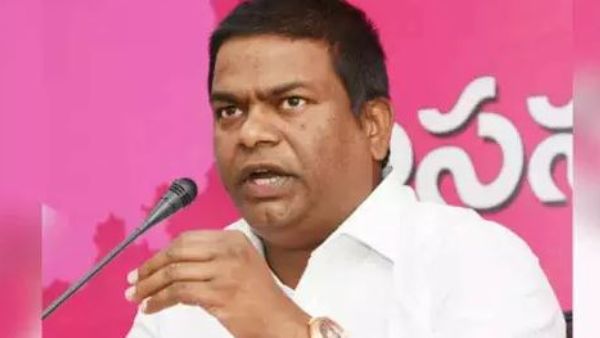  సీఎల్పీ కార్యాలయం ముందు మళ్ళీ ఎమ్మెల్యే జీవన్ రెడ్డి, రాజగోపాల్ రెడ్డి మధ్య ఆసక్తికర సంభాషణ