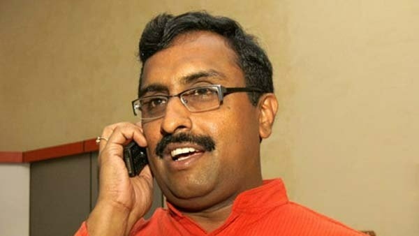 ఒంటిచేత్తో విజయం..