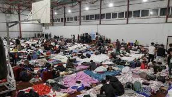 ఖార్కివ్, సుమీలలో భారత్ తో పాటు ఇతర దేశాల వారిని నిర్బంధంగా ఉంచుతున్నారని ఆరోపణ