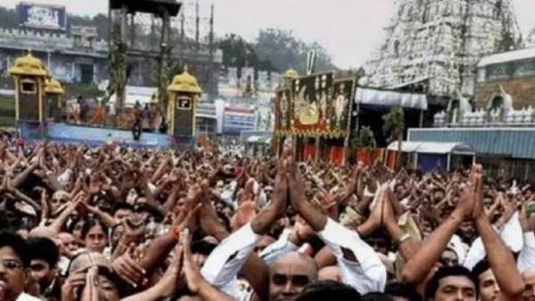  మూలవిరాట్టును వస్త్రంతో కప్పి