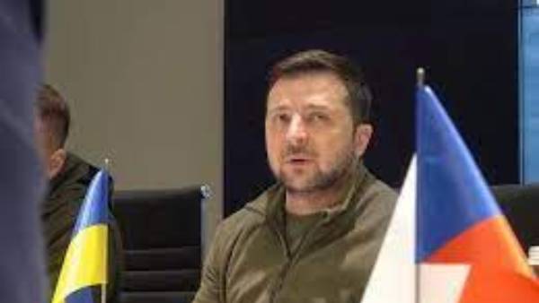 రష్యా దాడులకు బెదిరేదిలేదు.. రష్యా దాడులకు బెదిరేదిలేదు..