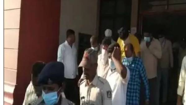 పీఏల‌తో బాల‌కృష్ణ‌కు త‌ల‌నొప్పి..