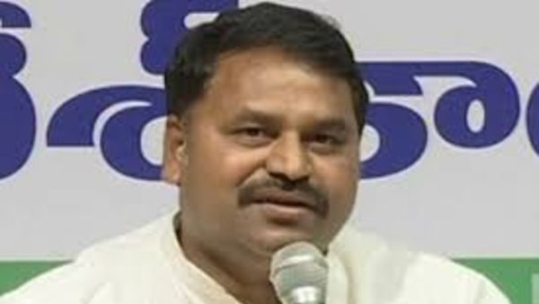 ముగ్గురు సీనియర్ పార్టీ నాయకులు తనపై కుట్ర చేస్తున్నారు: అద్దంకి దయాకర్ 