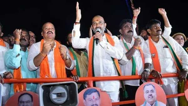 బీఆర్ఎస్ కాకపోతే ఐఆర్ఎస్ పెట్టుకోమంటూ బండి ఫైర్