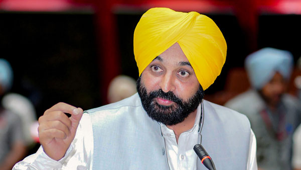 నేడు రాత్రికి అహ్మదాబాద్ చేరుకోనున్న ఆప్ నేతలు .. రేపు, ఎల్లుండి షెడ్యూల్ ఇదే 