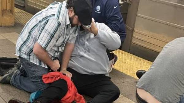 another firing in us as 13 shot at newyorks brooklyn sub way station another firing in us as 13 shot at newyorks brooklyn sub way station