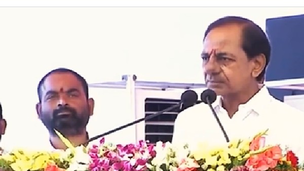 కులం, మతం పేరుతో చిల్లర రాజకీయాలు: ఆ క్యాన్సర్ మనకొద్దంటూ కేసీఆర్ కులం, మతం పేరుతో చిల్లర రాజకీయాలు: ఆ క్యాన్సర్ మనకొద్దంటూ కేసీఆర్