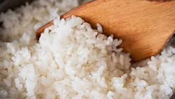 పాడైన ఆహారాన్ని దానం చేస్తే అశుభం