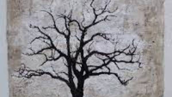 పువ్వులు పండ్లు లేని చెట్లు, మునిగిపోతున్న ఓడల చిత్రాలు ఉండకూడదు