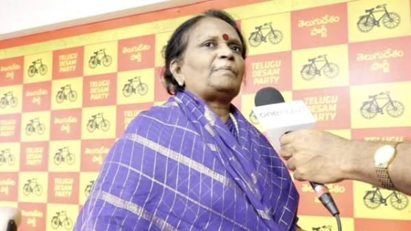 వైసీపీ నుంచి బయటికి రావాలి..
