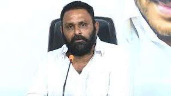 పవన్‌పై సురేష్ ఫైర్
