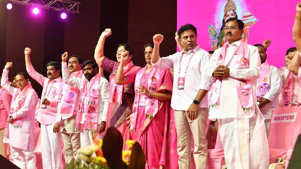 బుల్డోజర్ మోడల్, బిల్డప్ మోడల్ కాదు, గోల్డెన్ తెలంగాణ మోడల్ దేశానికి కావాలి 