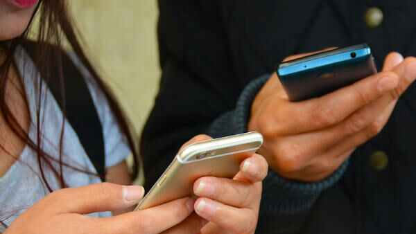 భార్య పోర్న్ సినిమాల్లో నటించిందని ? భార్య పోర్న్ సినిమాల్లో నటించిందని ?