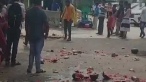 ఆంజనేయస్వామి ఆలయం షాపులు