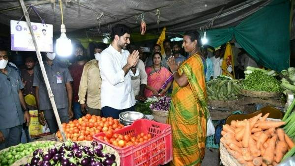 మంగళగిరి టౌన్ లో లోకేష్ పర్యటన.. ఎమ్మెల్యే ఆళ్ళపై విమర్శలు 
