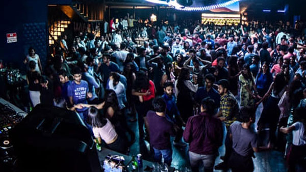  అధికారులు పబ్ లు, బార్ల పట్ల ఉదాసీనంగా వ్యవహరిస్తే ఉపేక్షించేది లేదు 