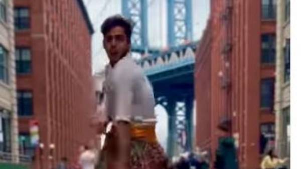 దుప్పట్ట.. గాగ్రా దుప్పట్ట.. గాగ్రా