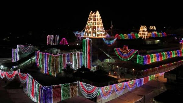 సాంప్రదాయ బద్దంగా... ఘనంగా కళ్యాణోత్సవం