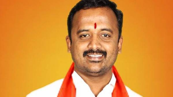  ప్రముఖ కాంట్రాక్టర్