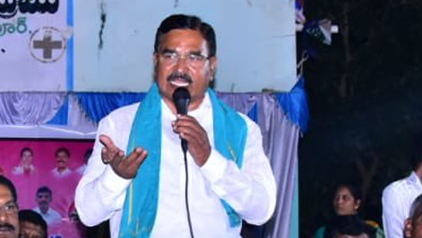 అమ్మవారి సాక్షిగా అబద్దాలు ఆడుతున్నారు.. సిగ్గులేదా?