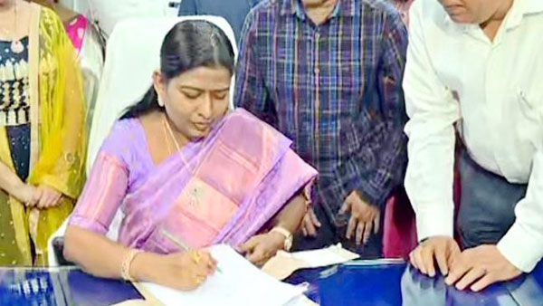 ఫ్రెండ్లీ పోలీస్, క్విక్లీ రెస్పాన్స్ విధానంతో పనిచేస్తాం: మంత్రి తానేటి వనిత