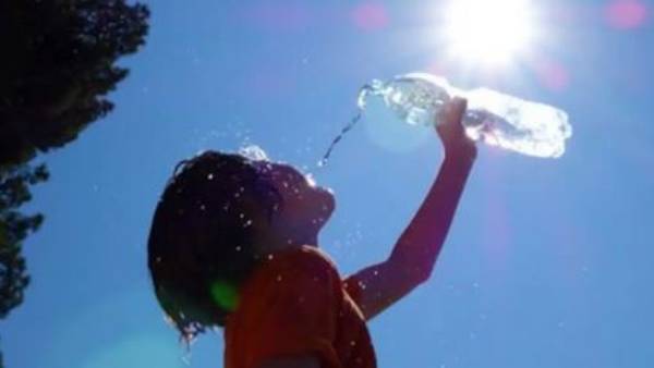 ఓ వైపు ఎండలు.. మరోవైపు వానలు