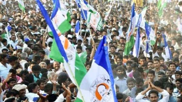 పార్టీ - వచ్చే ఎన్నికలు ముఖ్యం.. పార్టీ - వచ్చే ఎన్నికలు ముఖ్యం..