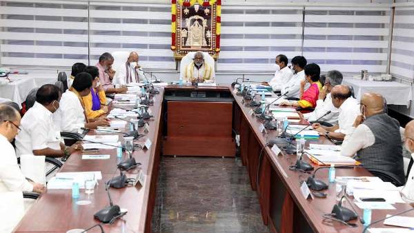 టిటిడి ఉద్యోగుల ఇంటి స్థలాలపై నిర్ణయం