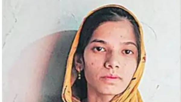 పెళ్లై ఇద్దరు పిల్లులున్న వ్యక్తిని వివాహం చేసుకోవాలన్న మోబిన్.. ఆశ్రిన్ నిరాకరించి