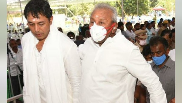 వైసీపీ నుంచి విక్రమ్ రెడ్డి