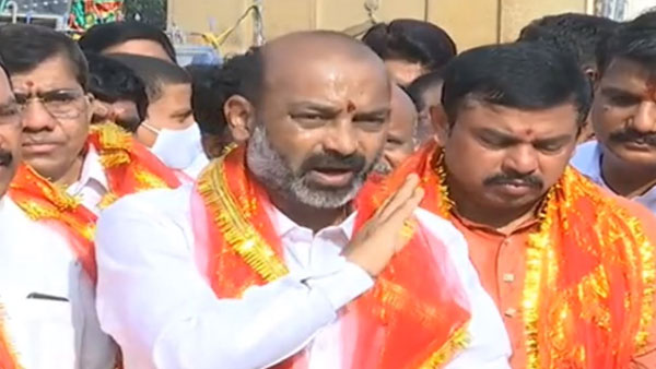 ఎందుకు నోరు మెద‌ప‌డంలేదు