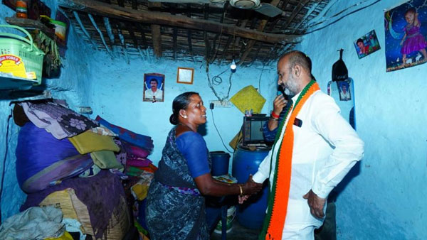  విద్యుత్ ఛార్జీలను పెంచాల్సిన అవసరం ఎందుకు వచ్చిందో సమాధానం చెప్పాలి