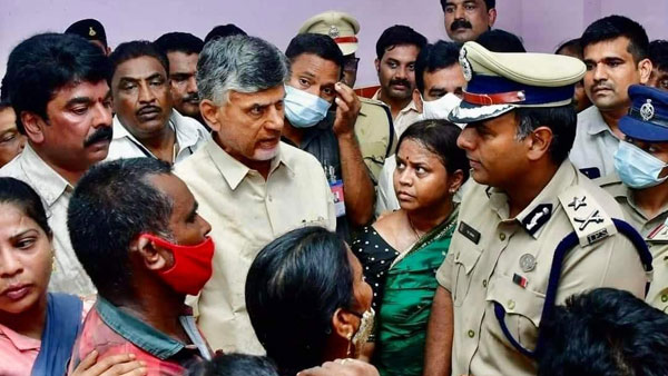 విజయవాడ ఆస్పత్రిలో గ్యాంగ్ రేప్ .. విడదల రజినికి చిక్కులు